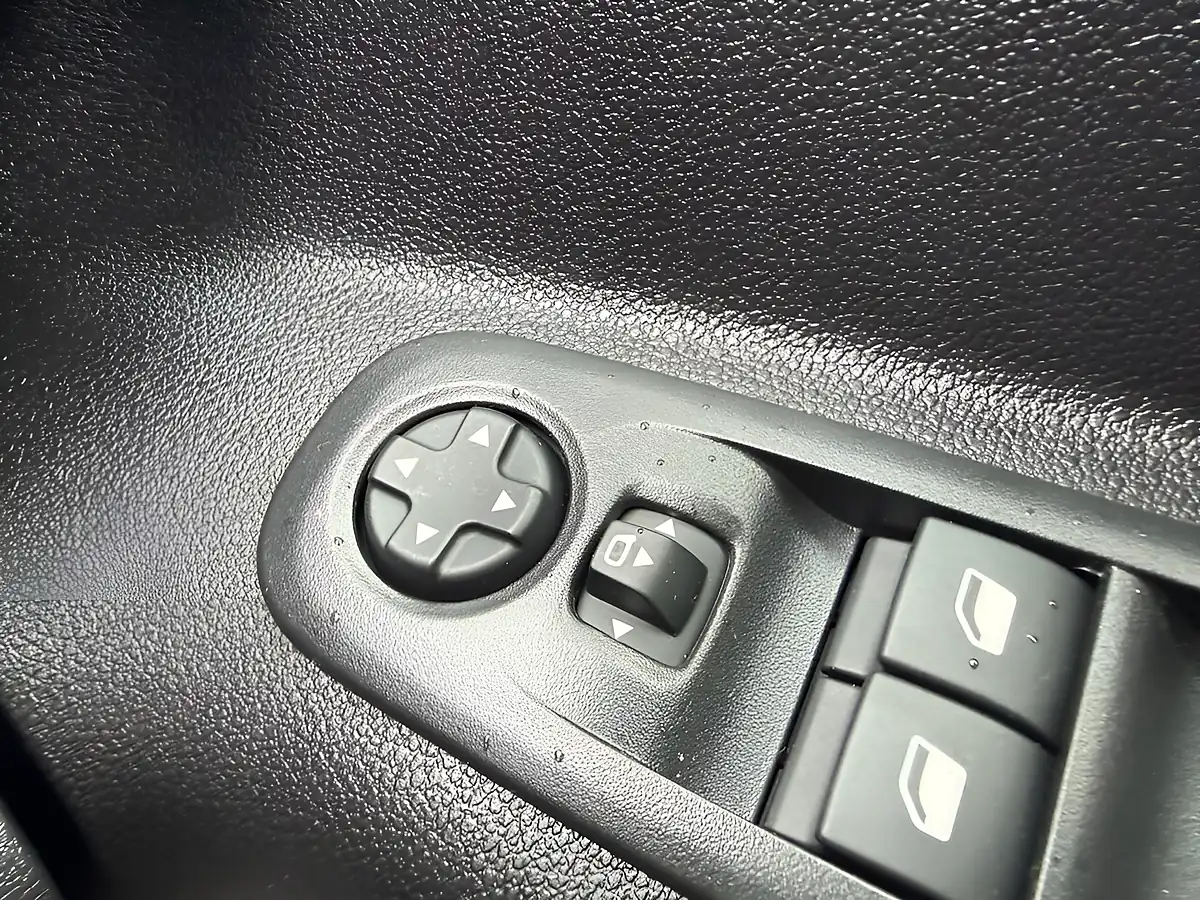 Used 2026 Citroen E-Berlingo Max M Kiama Blue - Interior and Exterior details 13