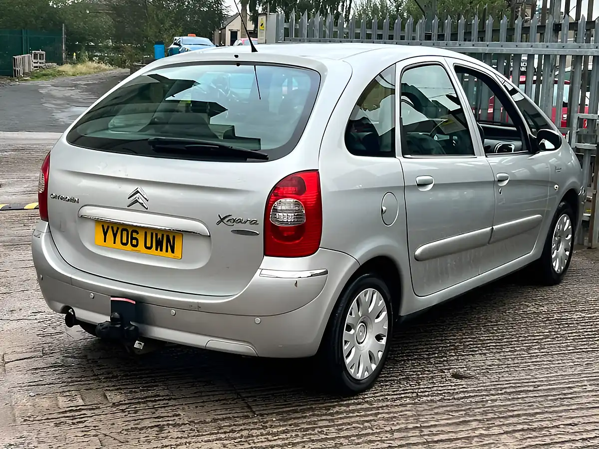Used 2026 Citroen Xsara Picasso Desire Silver - Interior and Exterior details 7