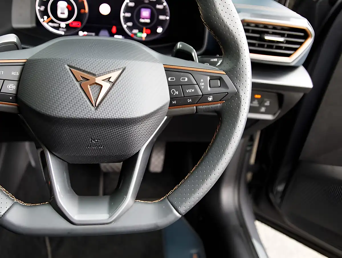 Used 2026 Cupra Formentor V2 Grey - Interior and Exterior details 12