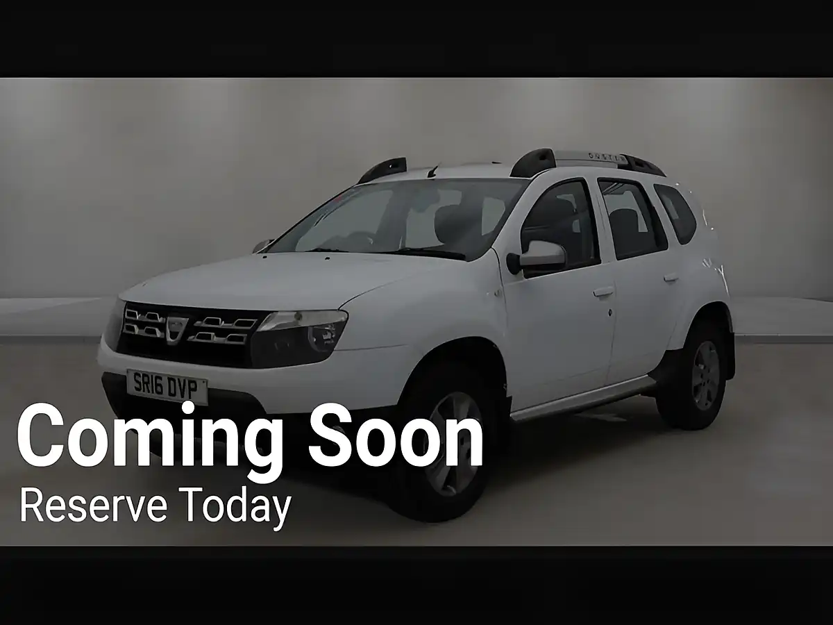 Used 2026 Dacia Duster Laureate White - Front View