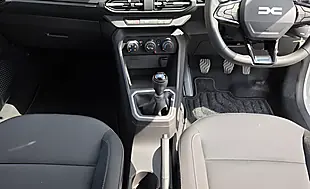 Used 2026 Dacia Sandero Essential Arctic White - Interior and Exterior details 19