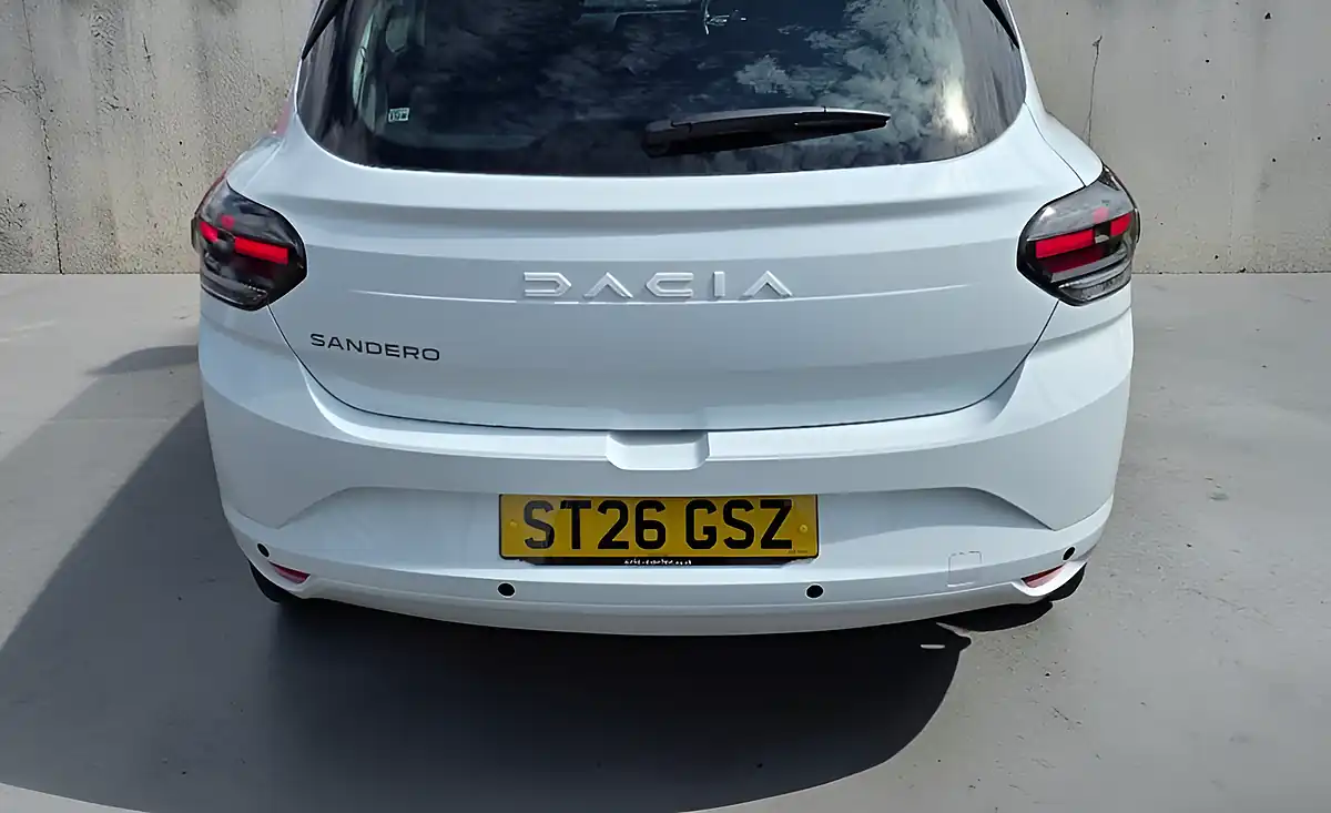 Used 2026 Dacia Sandero Essential Arctic White - Interior and Exterior details 3