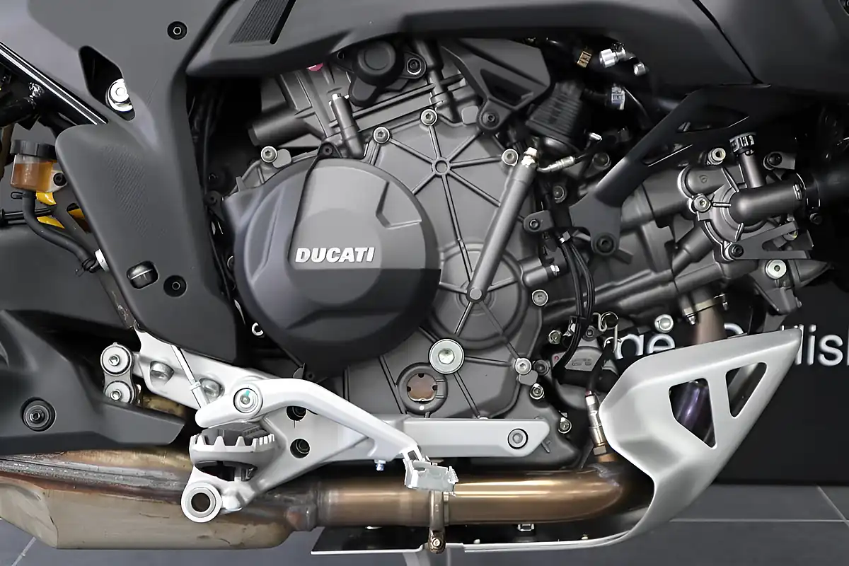 Used 2026 Ducati Desert X White - Interior and Exterior details 6