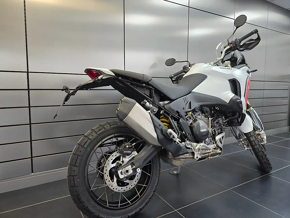Used 2026 Ducati Desertx Matt Star White Silk - Interior and Exterior details 3