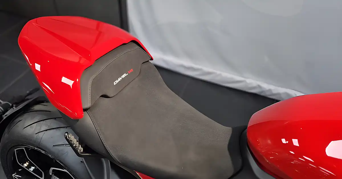 Used 2026 Ducati Diavel Ducati Red - Interior and Exterior details 3