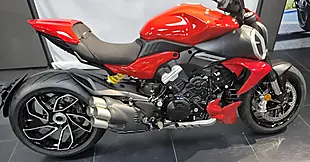 Used 2026 Ducati Diavel Ducati Red - Interior and Exterior details 2