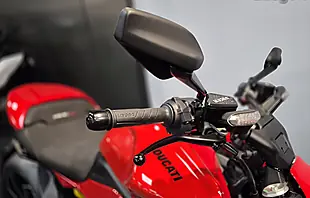 Used 2026 Ducati Diavel Ducati Red - Interior and Exterior details 9