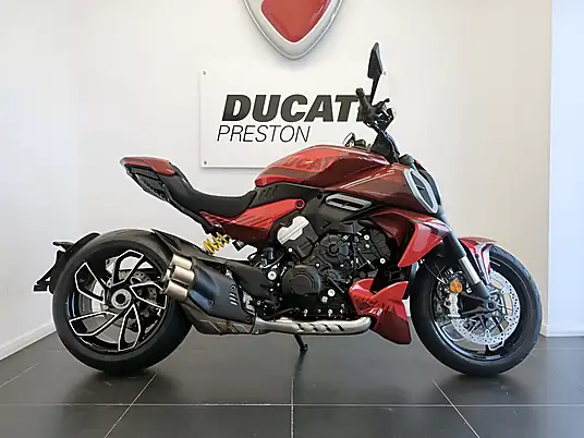 2026 Ducati Diavel V4