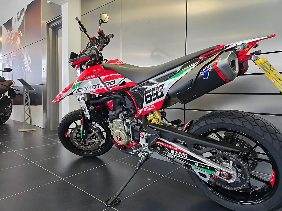 Used 2026 Ducati Hypermotard 698 Mono Custom Graphics - Interior and Exterior details 17
