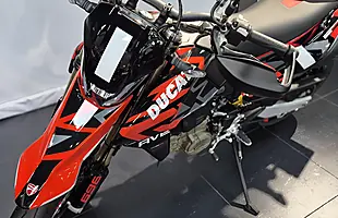Used 2026 Ducati Hypermotard 698 Mono - Interior and Exterior details 10