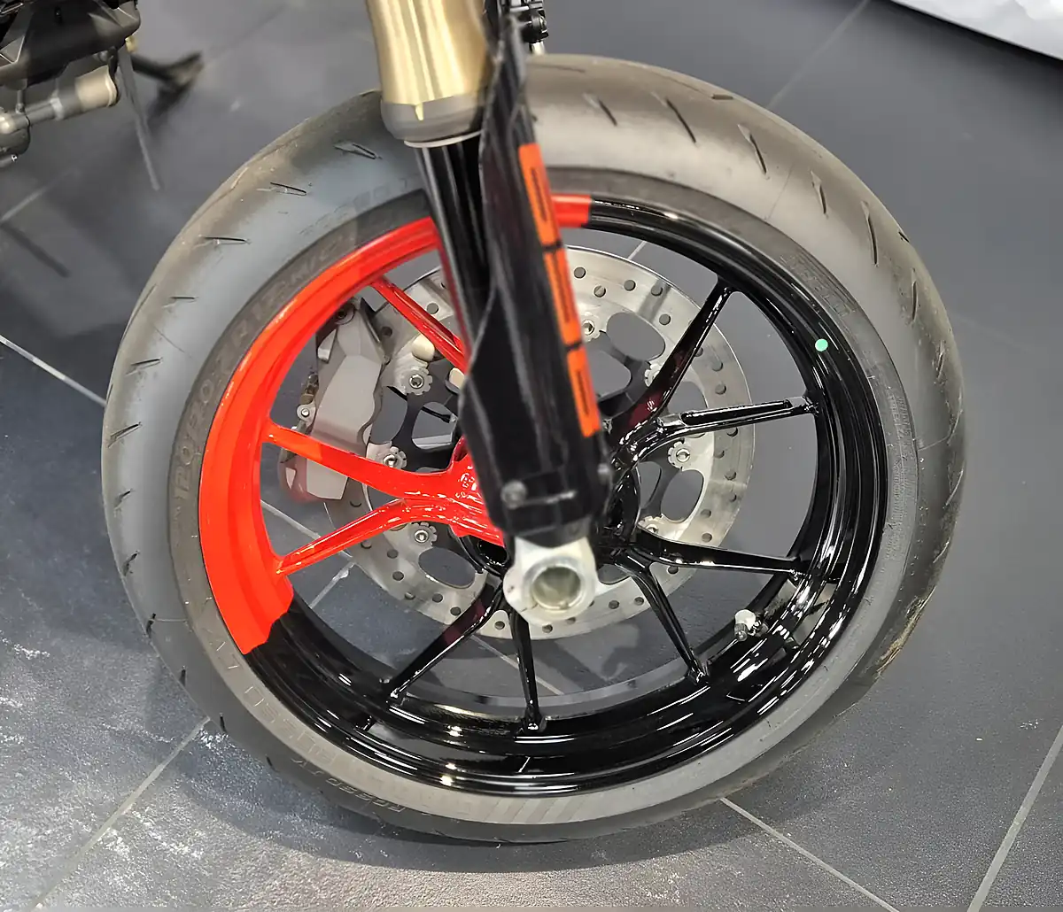 Used 2026 Ducati Hypermotard 698 Mono - Interior and Exterior details 8
