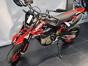 Used 2026 Ducati Hypermotard Rve Rve - Interior and Exterior details 3