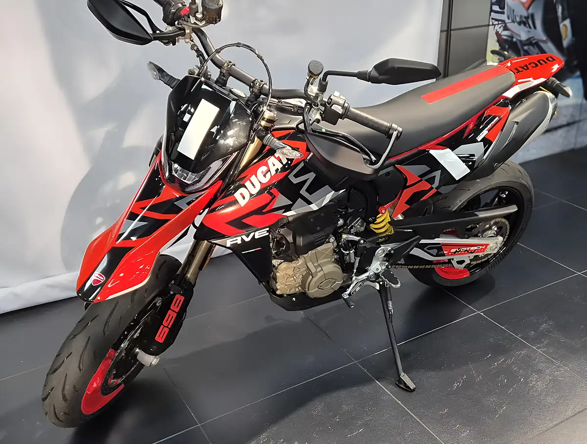 Used 2026 Ducati Hypermotard Rve Rve - Interior and Exterior details 3