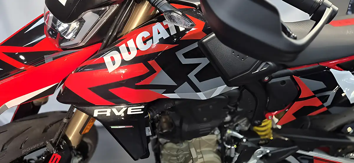 Used 2026 Ducati Hypermotard Rve Rve - Interior and Exterior details 5