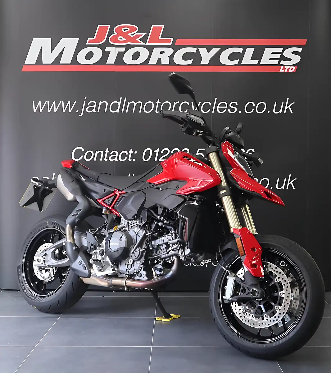 Used 2026 Ducati Hypermotard V2 Red - Interior and Exterior details 3