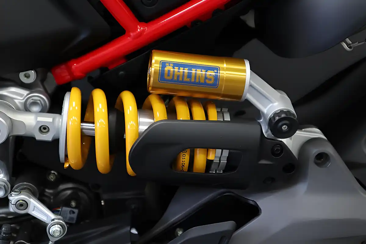 Used 2026 Ducati Hypermotard V2 Sp - Interior and Exterior details 11