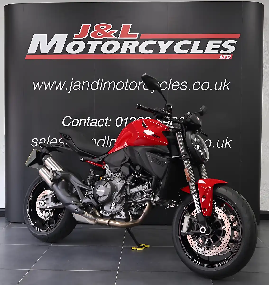 Used 2026 Ducati Monster Red - Interior and Exterior details 3
