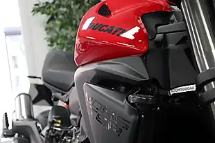 Used 2026 Ducati Monster Red - Interior and Exterior details 8