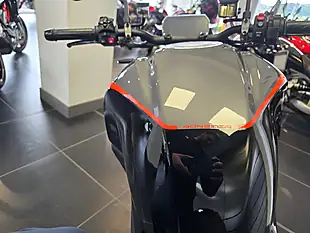 Used 2026 Ducati Monster+ Sport Livery Sport Livery - Interior and Exterior details 11