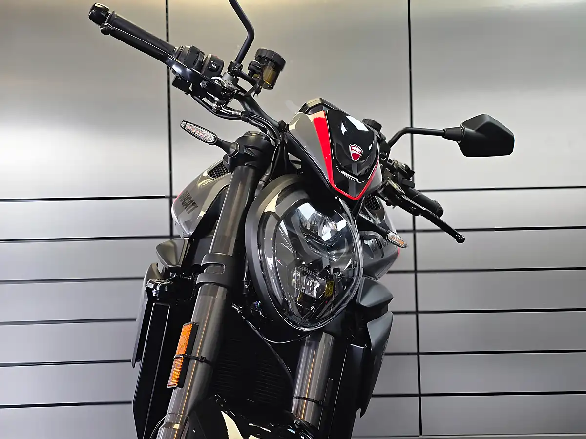 Used 2026 Ducati Monster+ Sport Livery Sport Livery - Interior and Exterior details 7