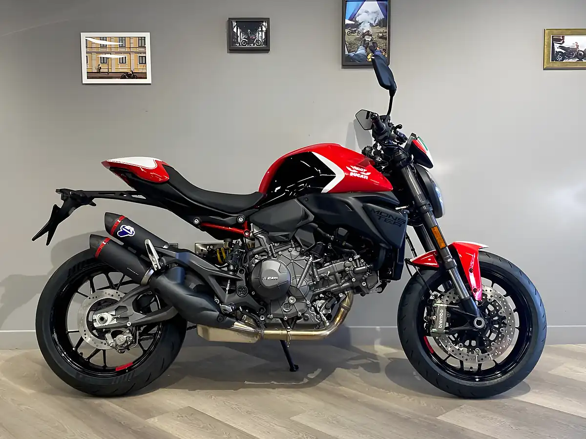 Used 2026 Ducati Monster V2 Fogarty Limited Edition Foggy Special Livery - Front View