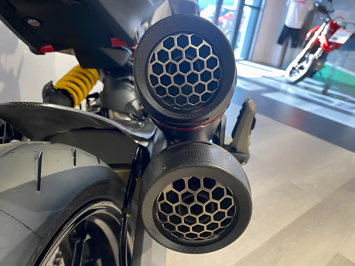 Used 2026 Ducati Monster V2 Fogarty Limited Edition Foggy Special Livery - Interior and Exterior details 8