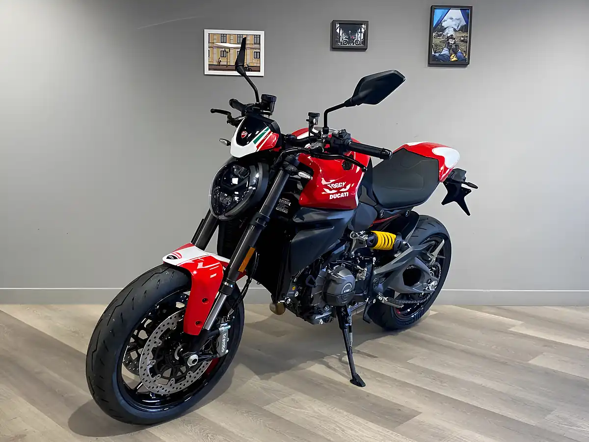 Used 2026 Ducati Monster V2 Fogarty Limited Edition Foggy Special Livery - Interior and Exterior details 4
