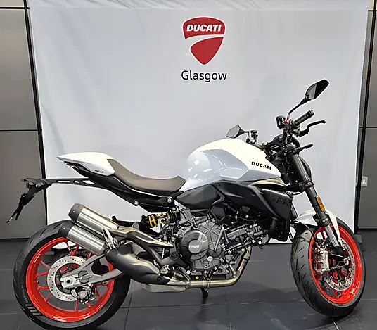 2026 Ducati Monster V2+ 890