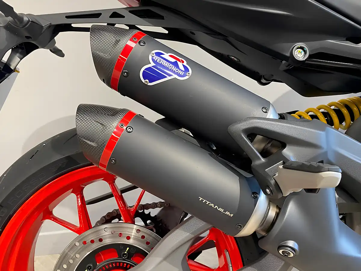 Used 2026 Ducati Monster V2 - Interior and Exterior details 6
