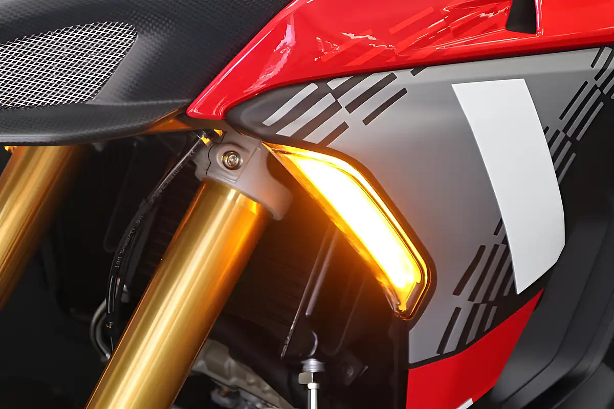 Used 2026 Ducati Multistrada Pikes Peak Red - Interior and Exterior details 12
