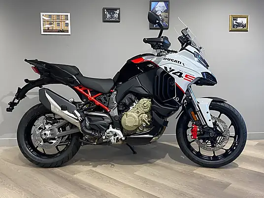 2026 Ducati Multistrada V4S T&R