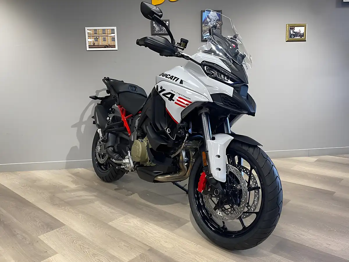 Used 2026 Ducati Multistrada T&r - Interior and Exterior details 3
