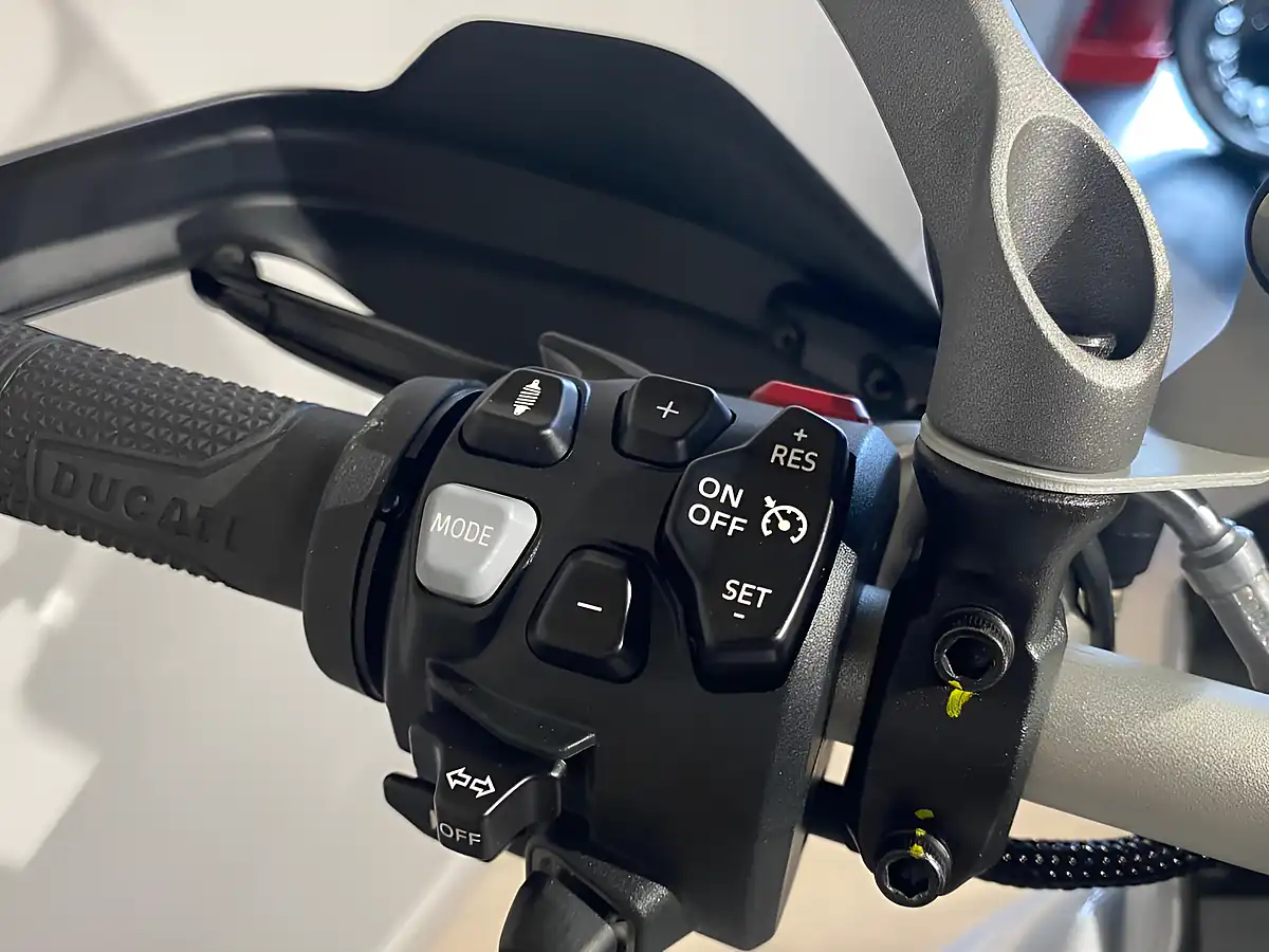 Used 2026 Ducati Multistrada T&r - Interior and Exterior details 9