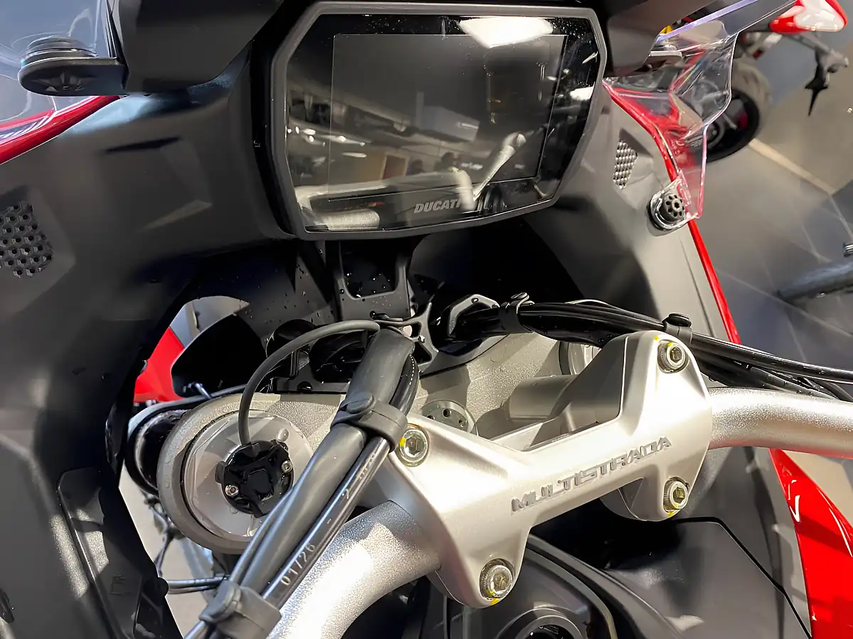 Used 2026 Ducati Multistrada V2 S My25 - Interior and Exterior details 9