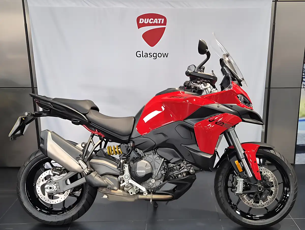 Used 2026 Ducati Multistrada V2 S Red - Front View
