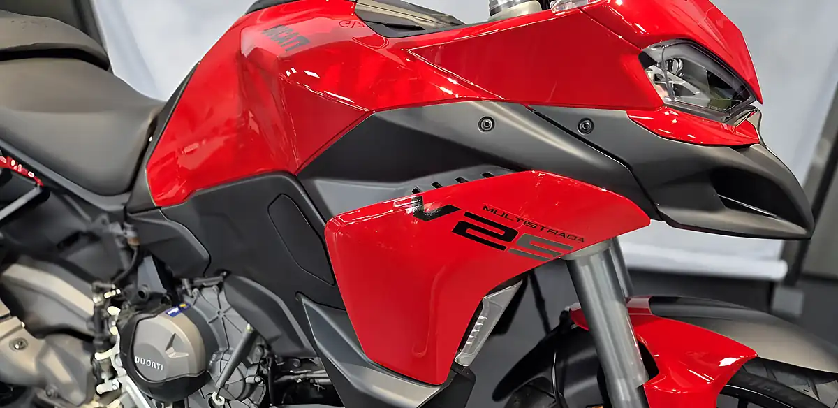 Used 2026 Ducati Multistrada V2 S Red - Interior and Exterior details 7