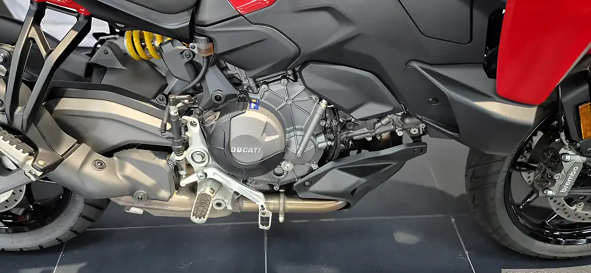 Used 2026 Ducati Multistrada V2 S Red Red - Interior and Exterior details 6