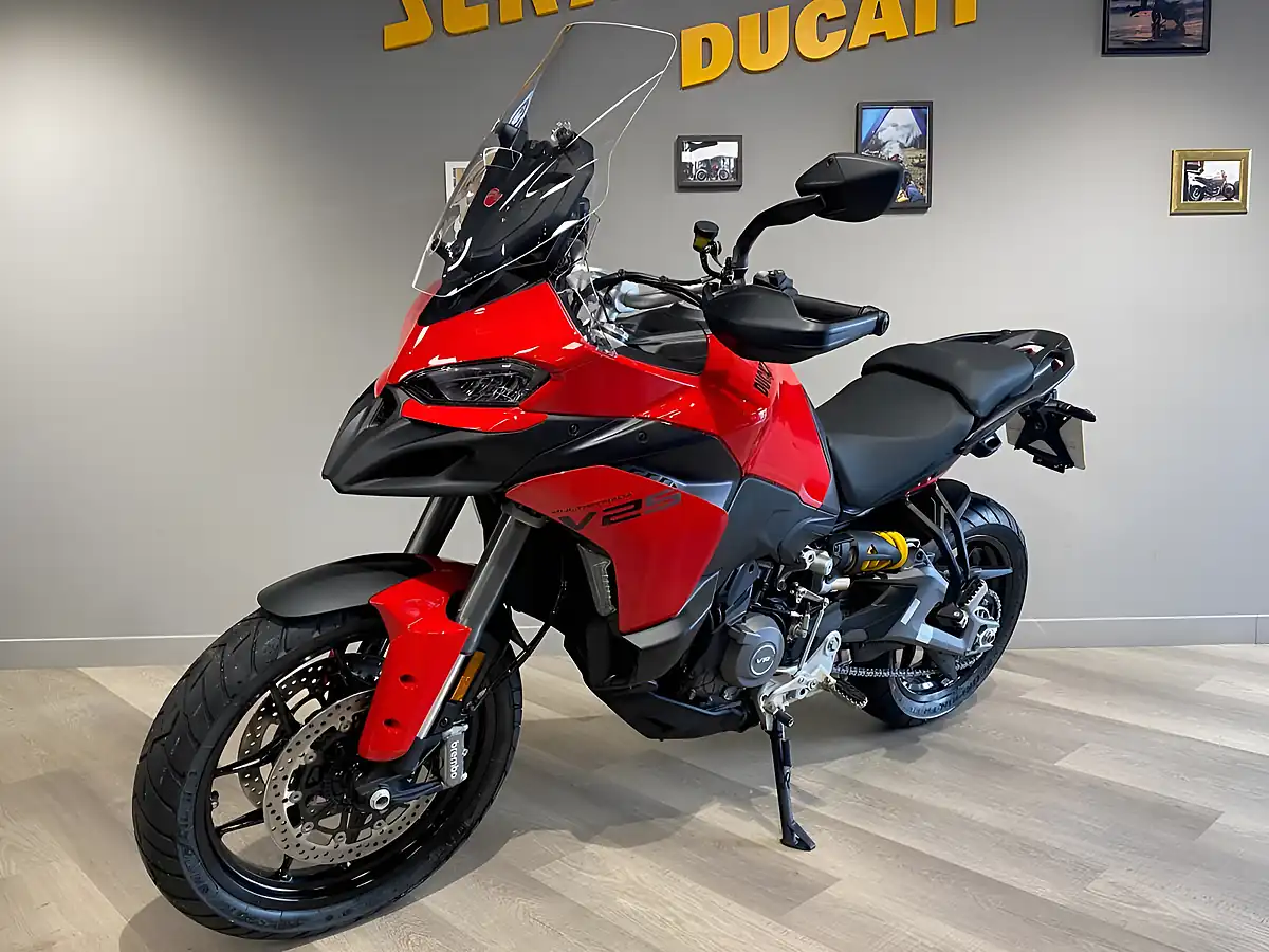 Used 2026 Ducati Multistrada V2s My25 - Interior and Exterior details 4