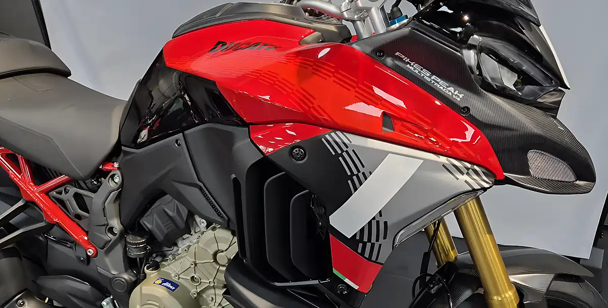 Used 2026 Ducati Multistrada V4 Pikes Peak - Interior and Exterior details 10