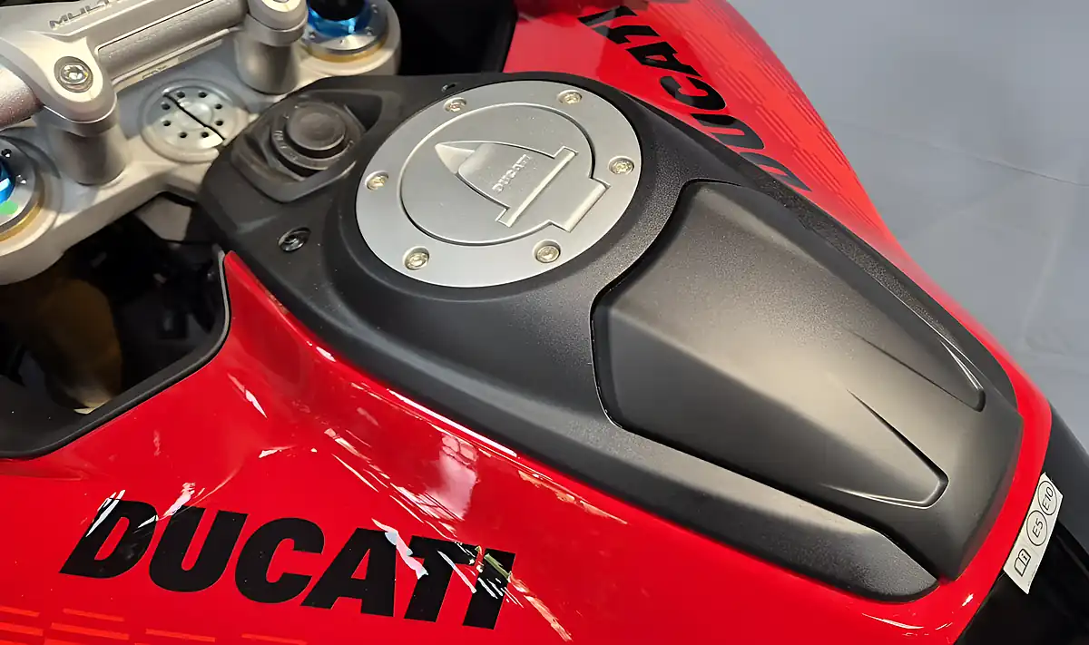 Used 2026 Ducati Multistrada V4 Pikes Peak - Interior and Exterior details 7