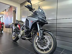 Used 2026 Ducati Multistrada V4 S Radar Dark Stealth, Gold Wheels - Interior and Exterior details 2