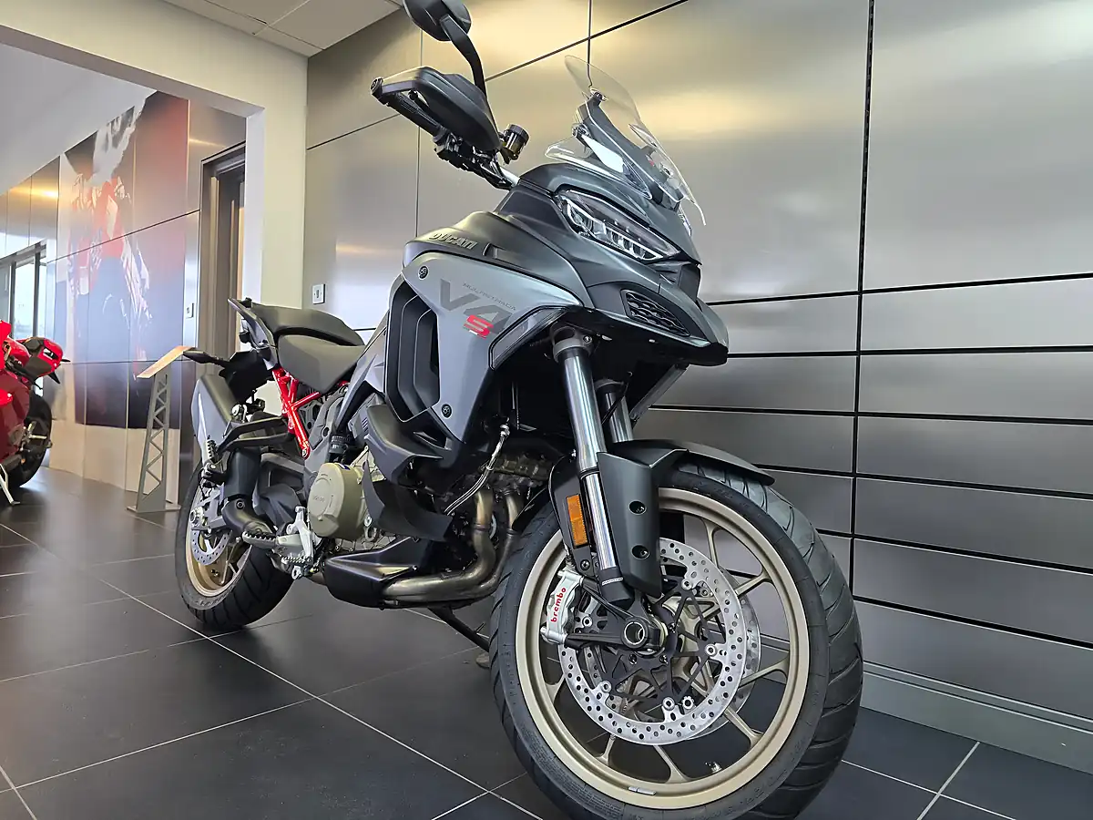 Used 2026 Ducati Multistrada V4 S Radar Dark Stealth, Gold Wheels - Interior and Exterior details 2