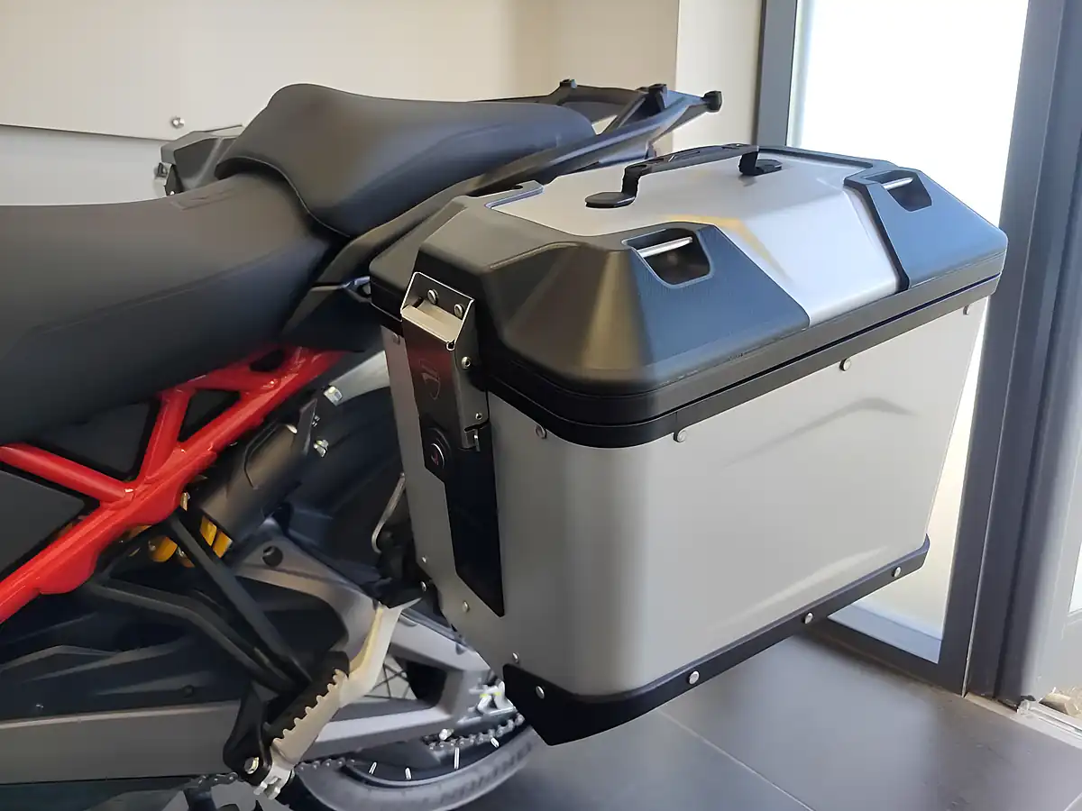 Used 2026 Ducati Multistrada V4 S Radar - Interior and Exterior details 17