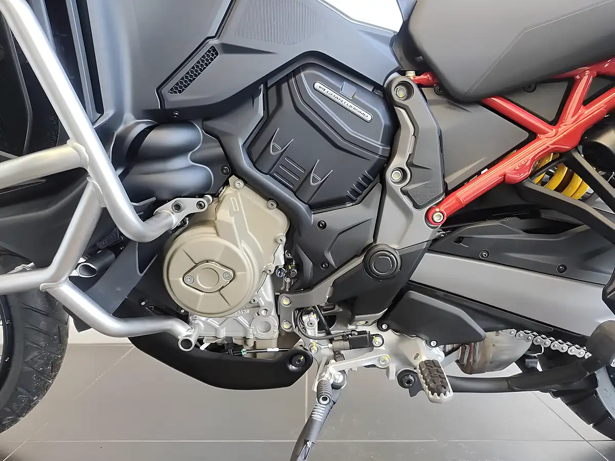 Used 2026 Ducati Multistrada V4 S Radar - Interior and Exterior details 9