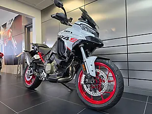 Used 2026 Ducati Multistrada V4 S Radar Performance Livery, Red Wheels - Interior and Exterior details 3