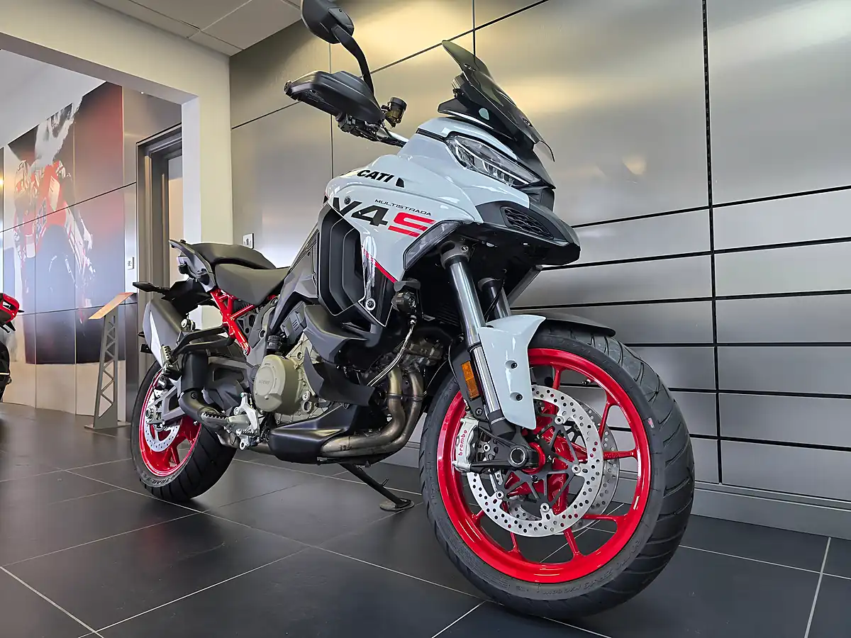 Used 2026 Ducati Multistrada V4 S Radar Performance Livery, Red Wheels - Interior and Exterior details 3