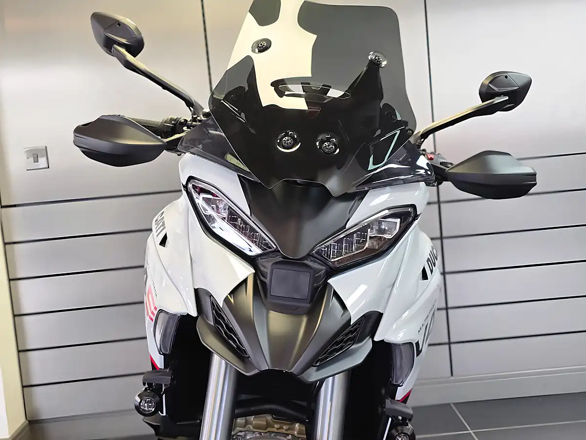 Used 2026 Ducati Multistrada V4 S Radar Performance Livery, Red Wheels - Interior and Exterior details 7