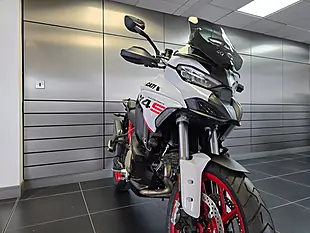 Used 2026 Ducati Multistrada V4 S Radar Performance Livery, Red Wheels - Interior and Exterior details 9