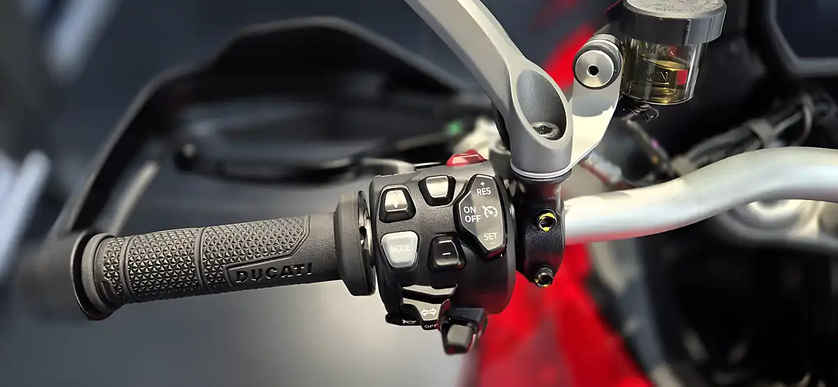 Used 2026 Ducati Multistrada V4 S T&r Ducati Red - Interior and Exterior details 11