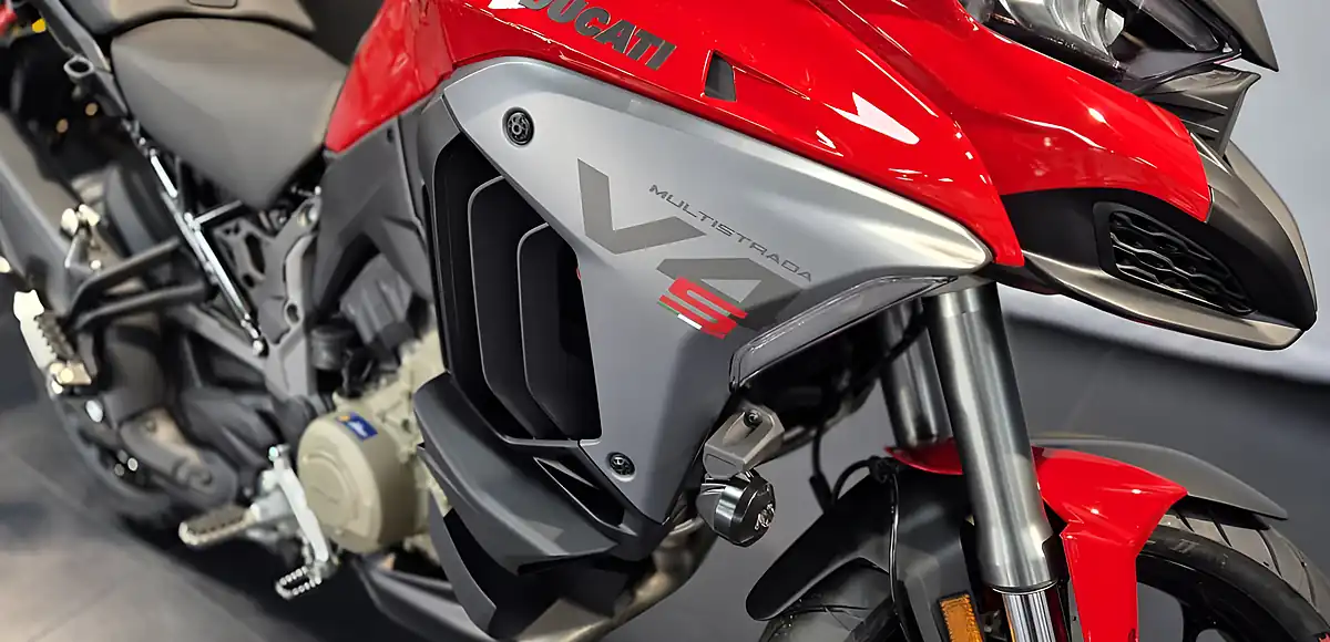 Used 2026 Ducati Multistrada V4 S T&r Ducati Red - Interior and Exterior details 6
